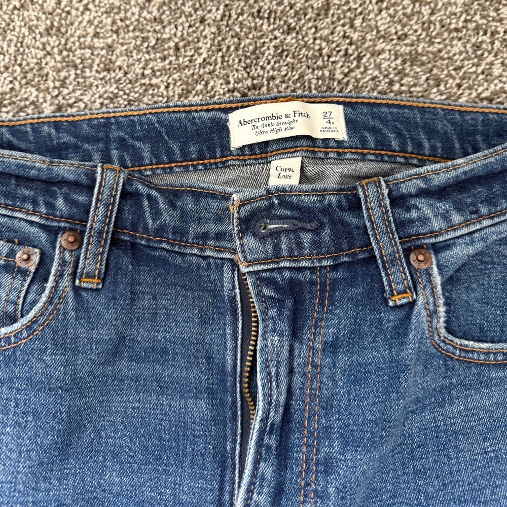 Abercrombie Curve Love Jeans